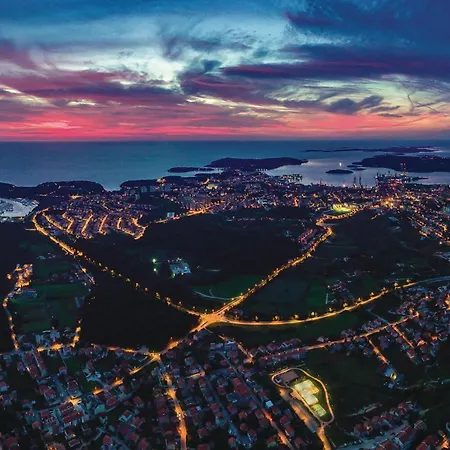 Stunning In With Wifi * Póla