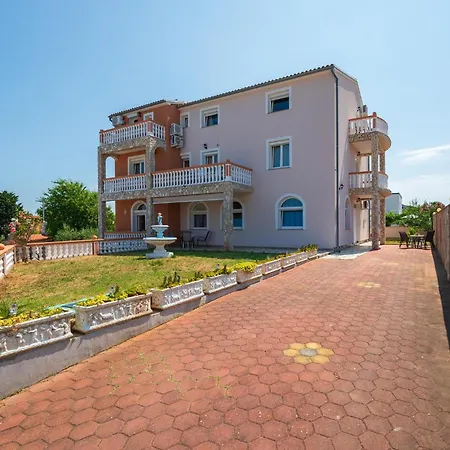 Apartman Stunning In With Wifi