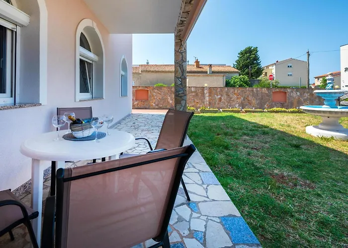 Stunning In With Wifi Apartment *